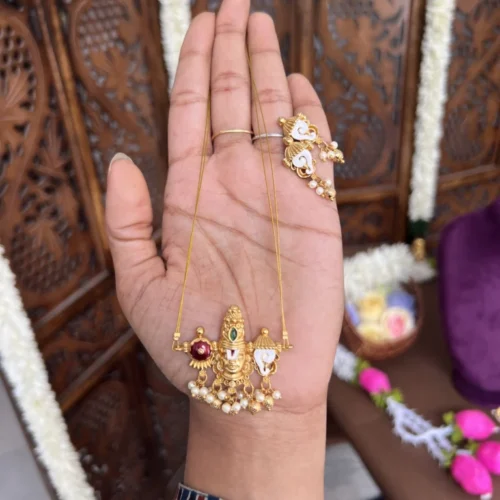 Thirumal invisible neckpiece