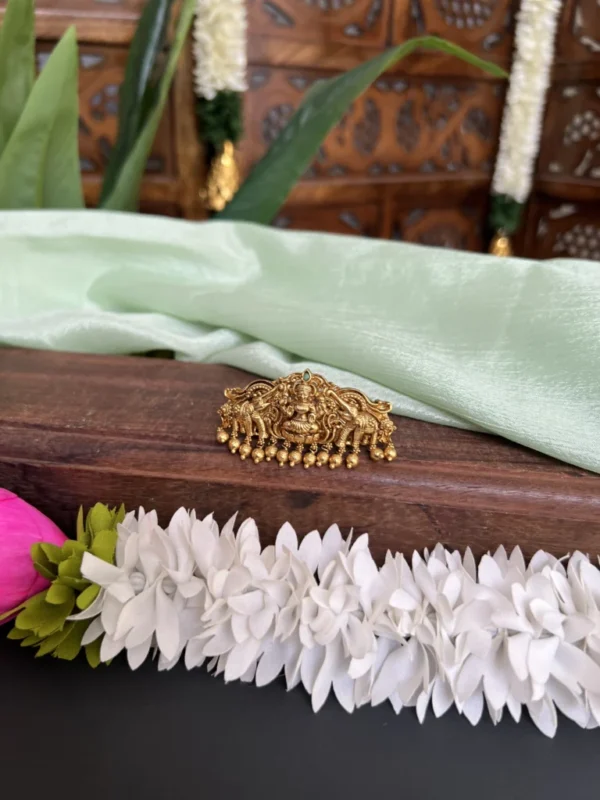 Temple designer clip- Kamatchi