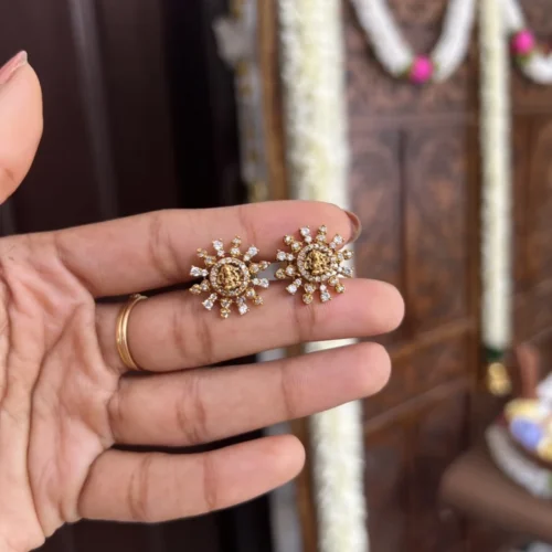 Antique earstud