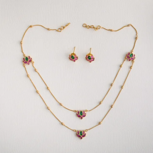 dual layered tamara chain