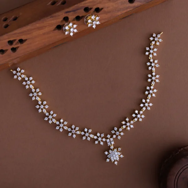 Trivia neckpiece - version 7