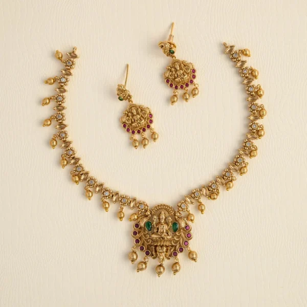 Thara version 2 neckpiece