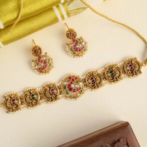 Mayilai choker