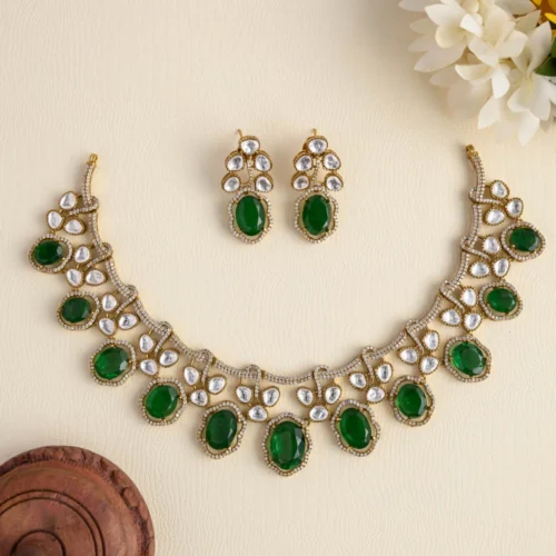 Victoria kundan neckpiece set