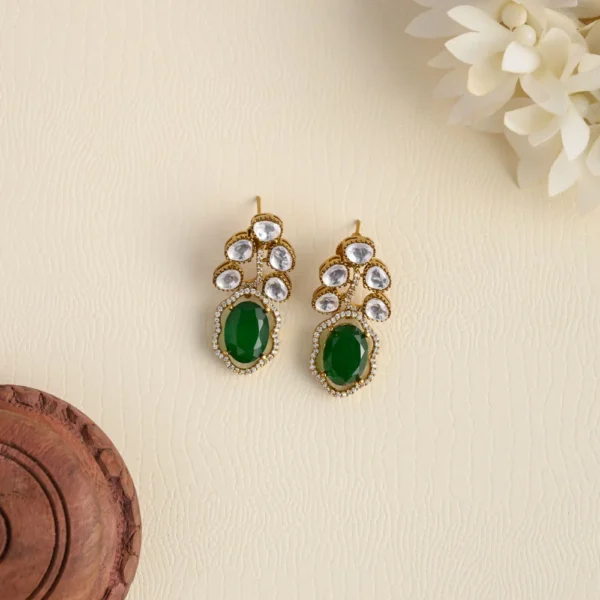 Victoria kundan neckpiece set - Image 2