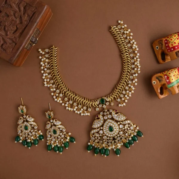 Kuyil real gold inspired neckpiece set