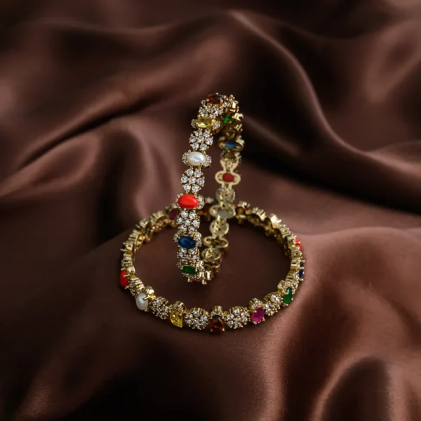 Victoria bangles